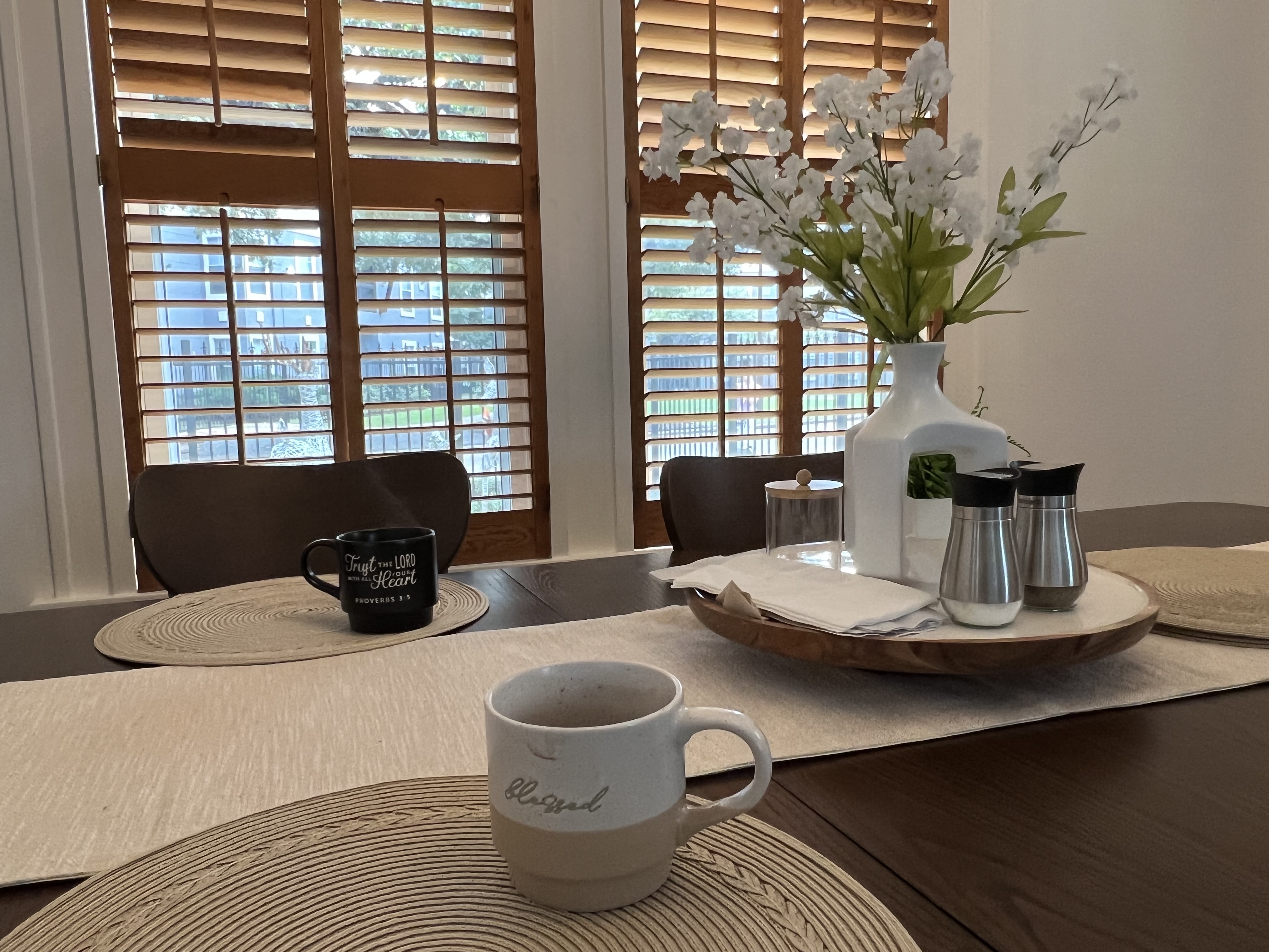 Coffee and tea at dining table