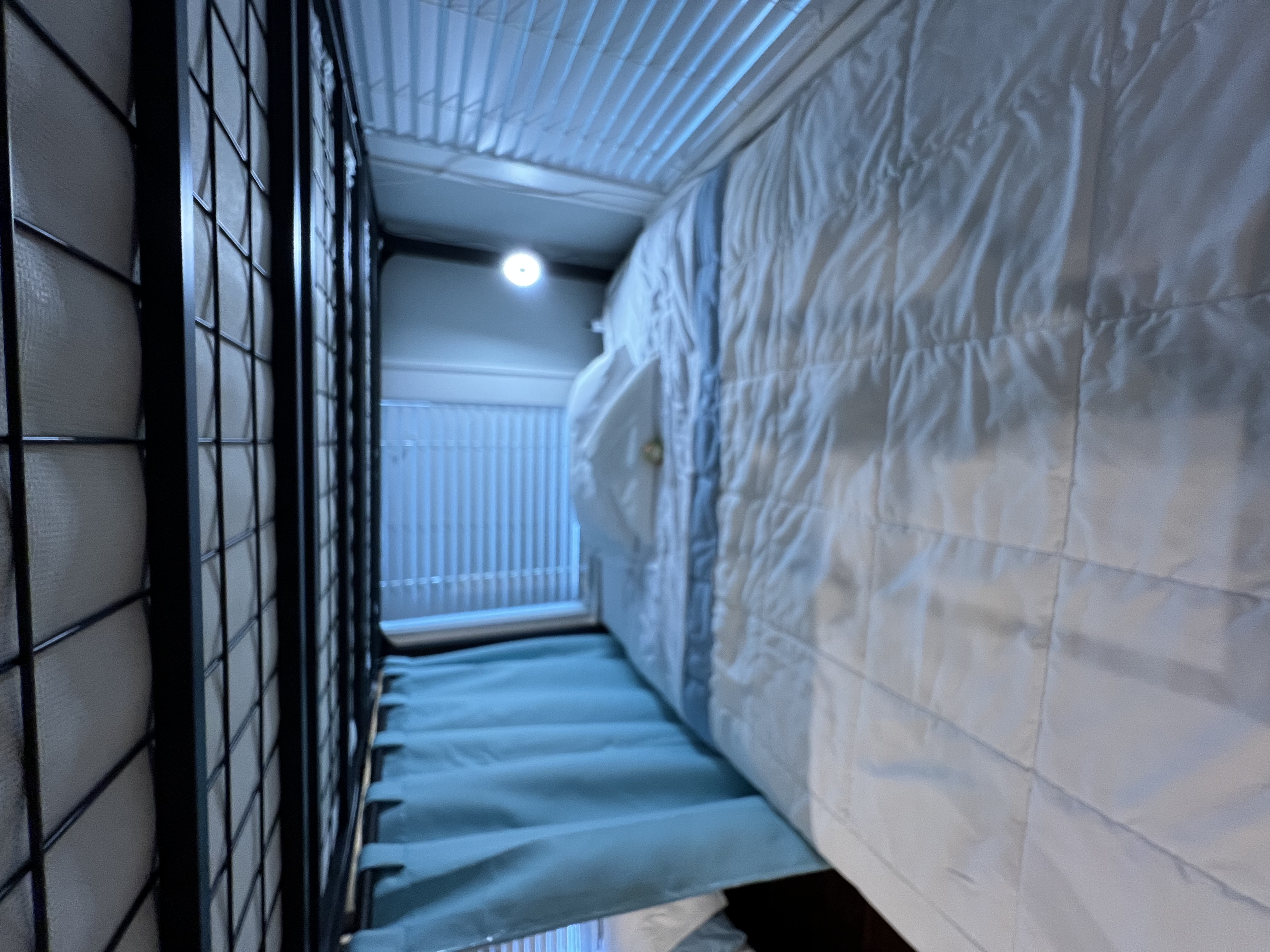 Mixed dorm 6-bed setup